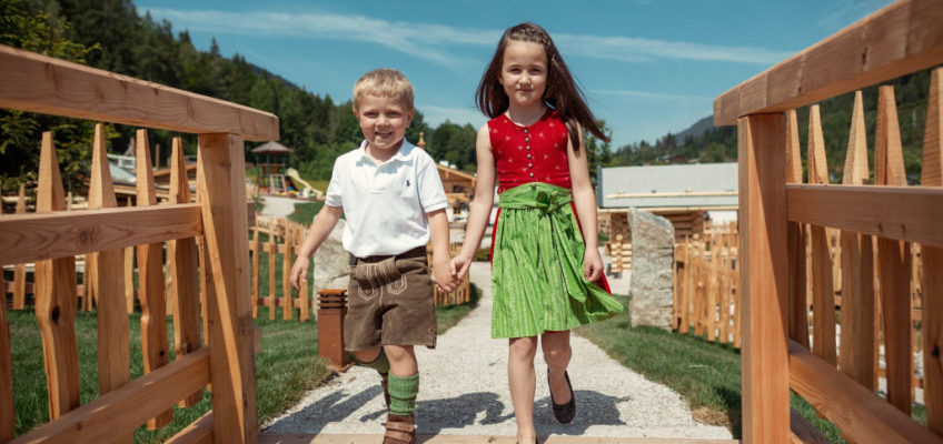 Kinderbauerndorf - Kinder Hand in Hand