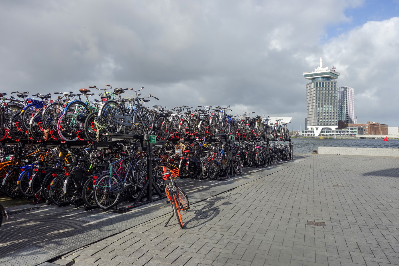 Amsterdam, ... weltoffen, tolerant, zukunftsorientiert